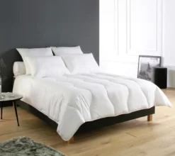 COUETTE SYNTHETIQUE MANOIR .