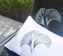 ENSEMBLE ENVELOPPE COUSSIN GINGKO BLEU CORINTHE