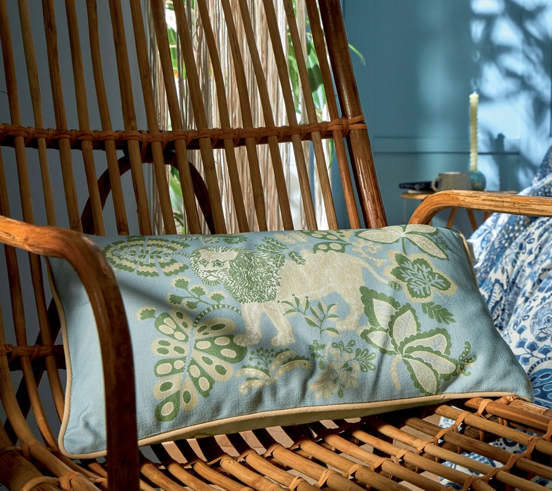 ENSEMBLE ENVELOPPE COUSSIN LION GLACIER