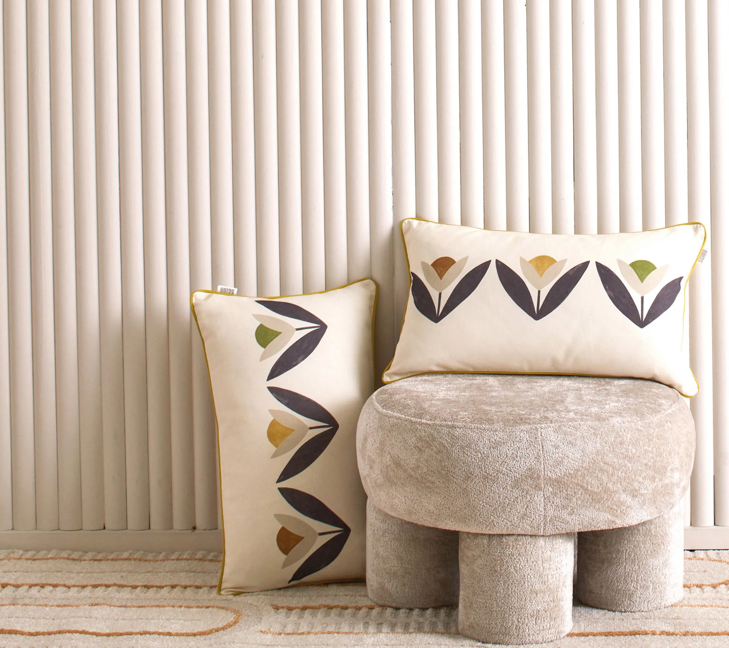 ENSEMBLE ENVELOPPE COUSSIN TULIPES NATUREL