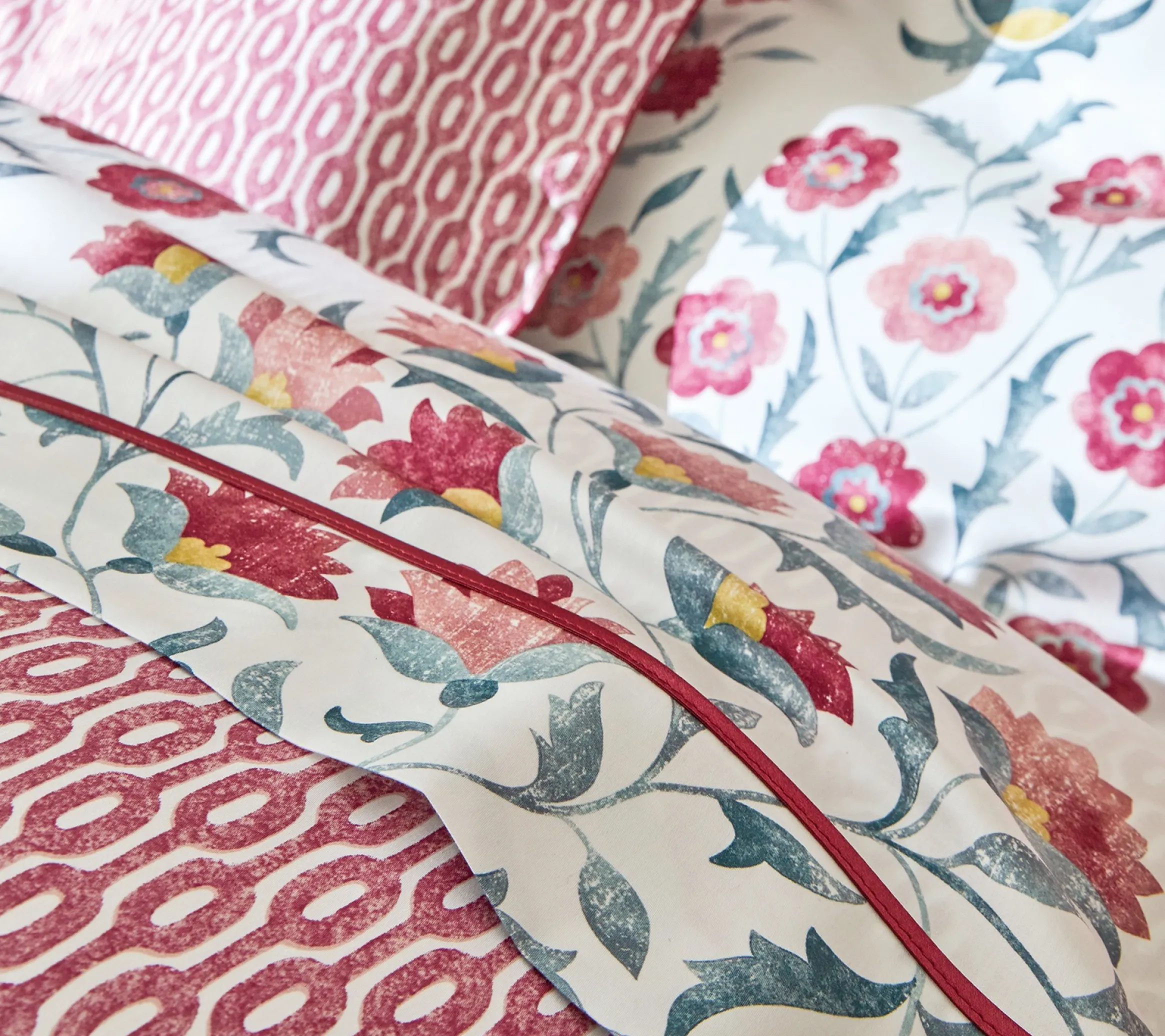 HOUSSE DE COUETTE JARDIN ORIENTAL CARMIN